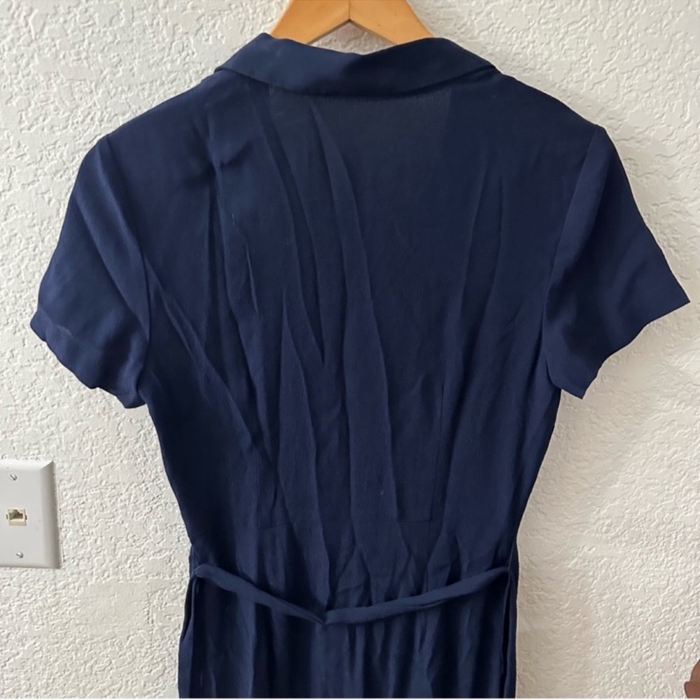Aritzia Wilfred Button Down Dress

Size xs - Picture 12 of 13